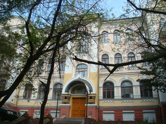 Пологая улица 65, Здание Владивостокской духовной консистории)